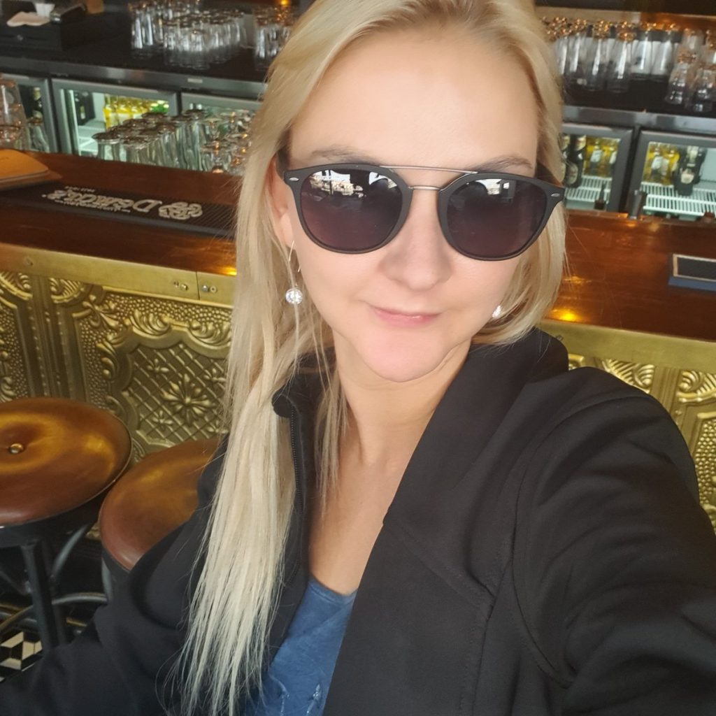 TheHotwifeZA